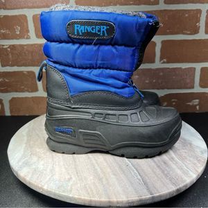 Rangers Winter Boots Youth Size 11 Insulated Snow Shoes.